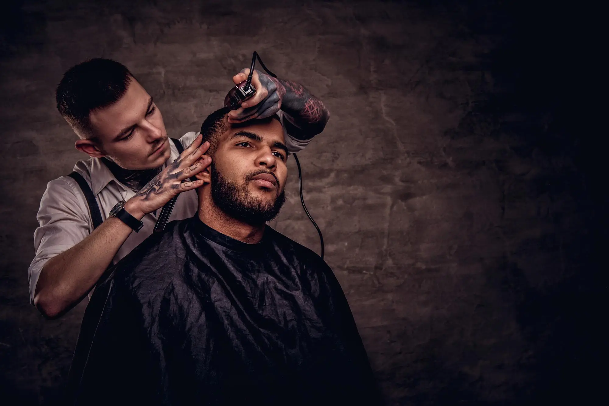 Acabamento do corte na máquina